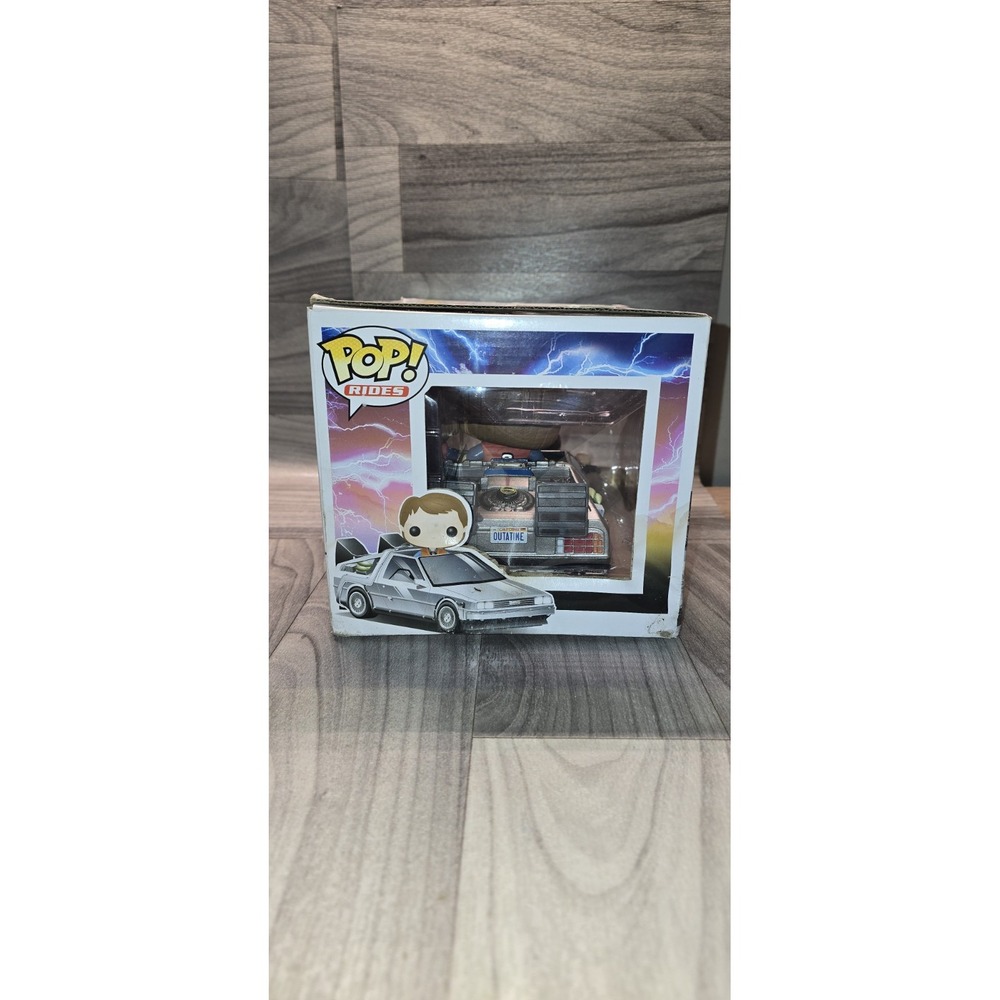 Funko POP Rides 02 Back to the Future Time Machine - Picture 9 of 13